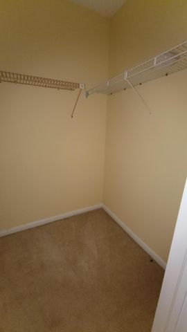 22 Golfs Edge A, West Palm Beach, FL 33417