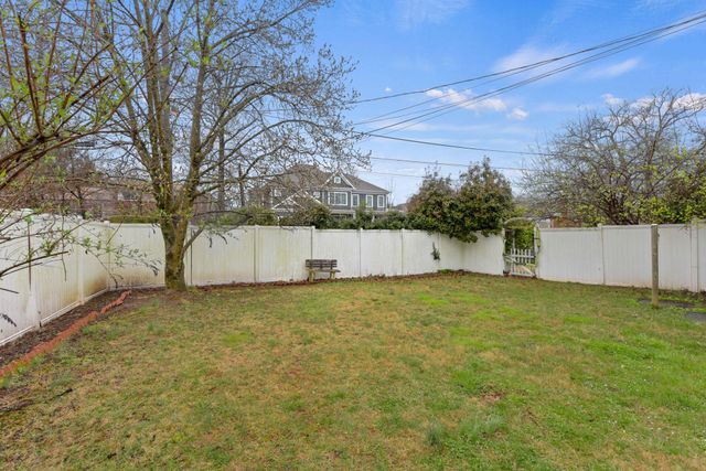 6304 KIRBY RD, Bethesda, MD 20817