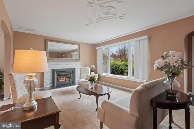 6304 KIRBY RD, Bethesda, MD 20817