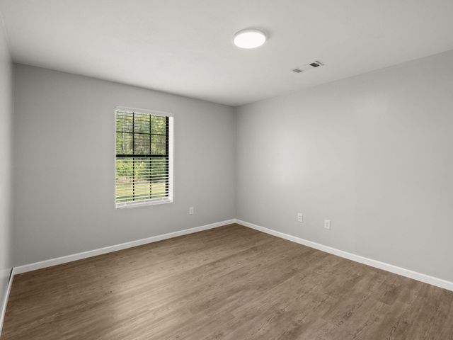 243 Weeks Rd, Leesville, LA 71446