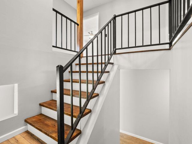 243 Weeks Rd, Leesville, LA 71446