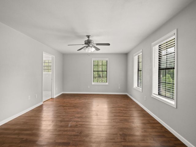 243 Weeks Rd, Leesville, LA 71446