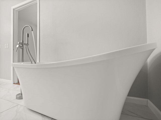 243 Weeks Rd, Leesville, LA 71446