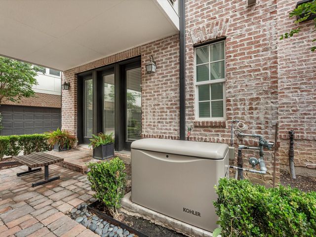6054 Kansas Street, Houston, TX 77007