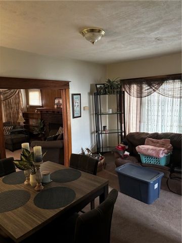 115 Woodrow Ct., Sharon, PA 16146