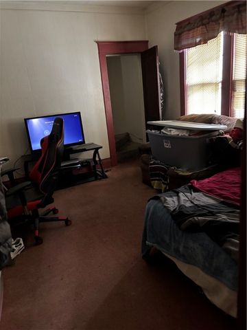 115 Woodrow Ct., Sharon, PA 16146