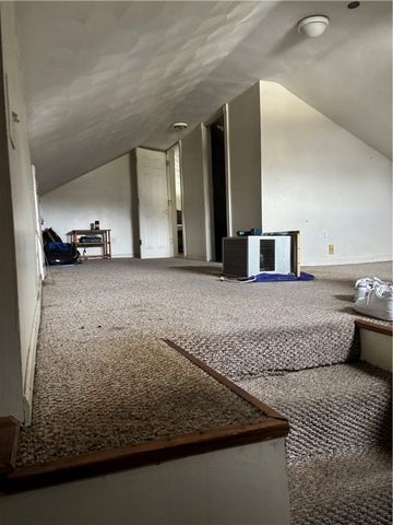 115 Woodrow Ct., Sharon, PA 16146