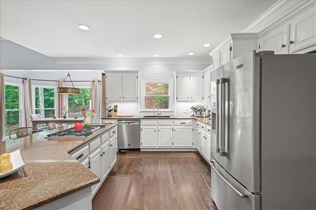 5640 Sandown Way, Johns Creek, GA 30097