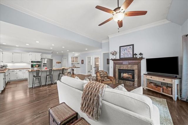 5640 Sandown Way, Johns Creek, GA 30097