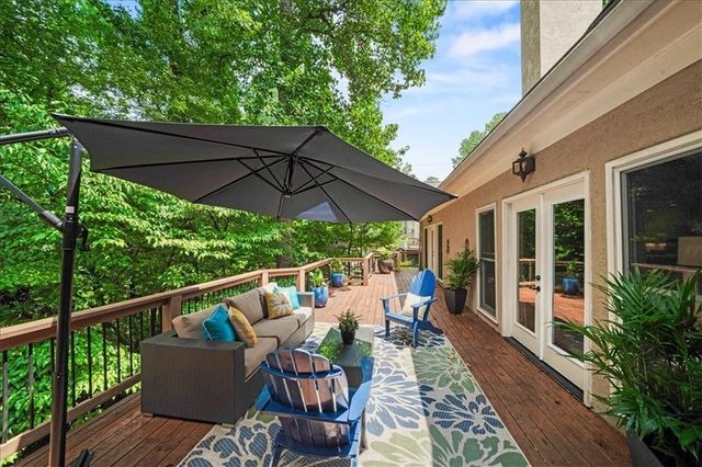 5640 Sandown Way, Johns Creek, GA 30097