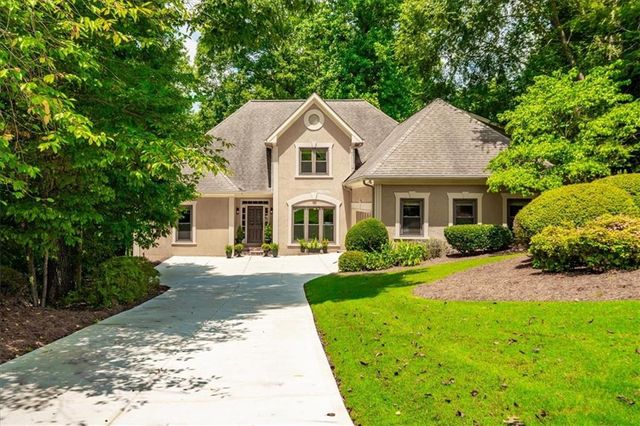 5640 Sandown Way, Johns Creek, GA 30097