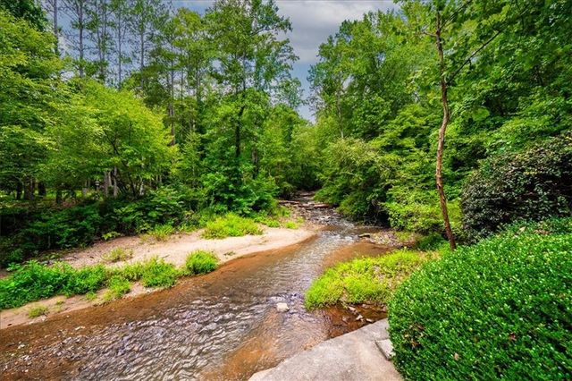 5640 Sandown Way, Johns Creek, GA 30097