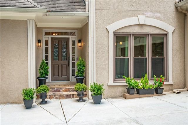 5640 Sandown Way, Johns Creek, GA 30097