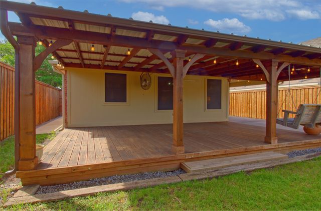 2007 Kings Forest Drive, Heartland, TX 75126