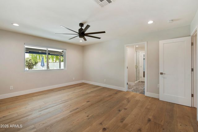 3318 E ONYX Avenue, Phoenix, AZ 85028