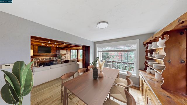 5716 Merriewood Drive, Oakland, CA 94611