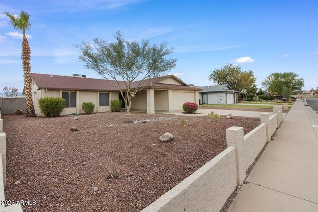 7120 W SUNNYSLOPE Lane, Peoria, AZ 85345