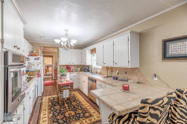 1563 State Highway 70 S, Sweetwater, TX 79556