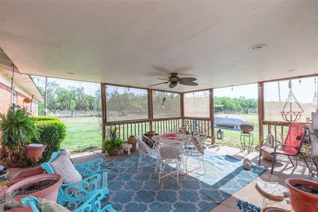1563 State Highway 70 S, Sweetwater, TX 79556