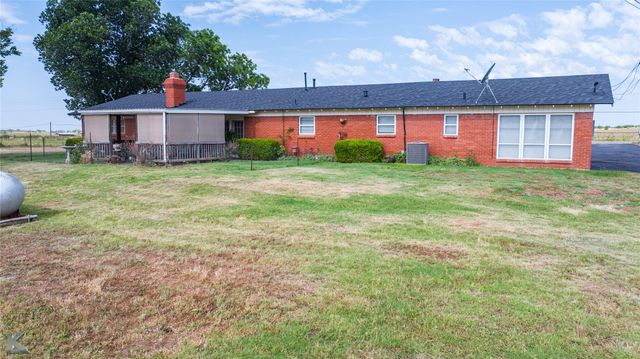1563 State Highway 70 S, Sweetwater, TX 79556
