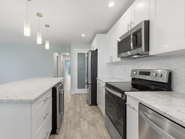 270 High Point Boulevard A, Boynton Beach, FL 33435