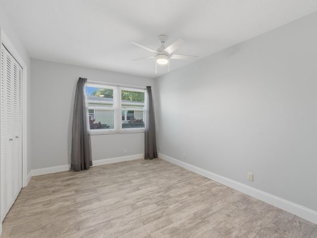 270 High Point Boulevard A, Boynton Beach, FL 33435