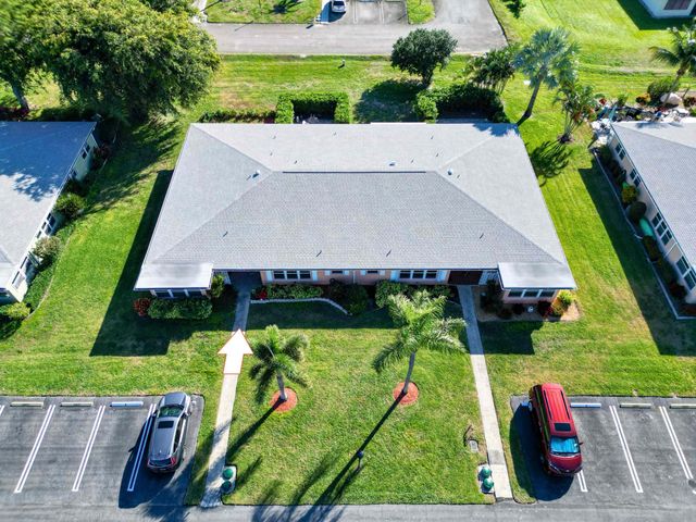 270 High Point Boulevard A, Boynton Beach, FL 33435