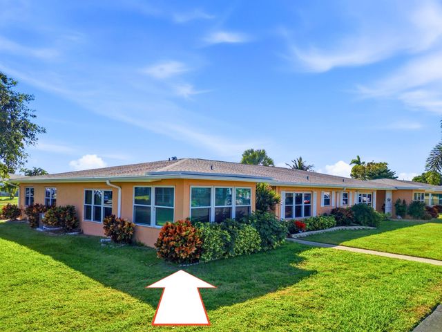 270 High Point Boulevard A, Boynton Beach, FL 33435