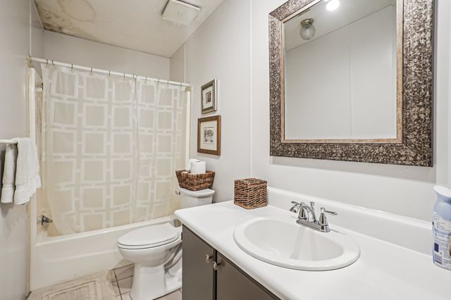 3668 Old Sams Creek Rd, Pegram, TN 37143