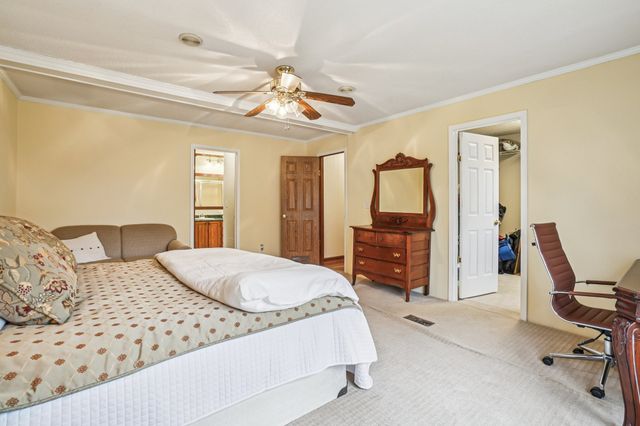 3668 Old Sams Creek Rd, Pegram, TN 37143