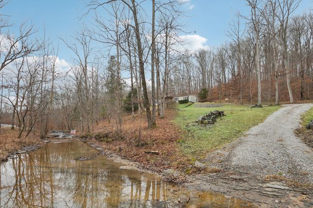 3668 Old Sams Creek Rd, Pegram, TN 37143