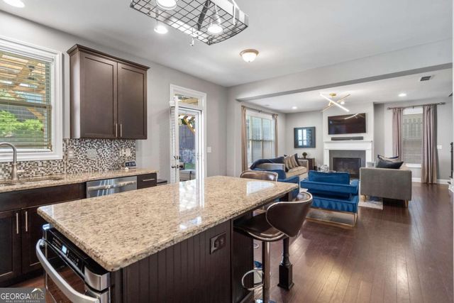1739 Hollingsworth Boulevard NW, Atlanta, GA 30318