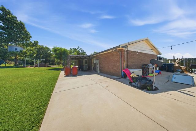 15501 SW 74th Street, Mustang, OK 73064