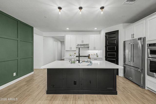 13138 W CRESTVALE Drive, Peoria, AZ 85383