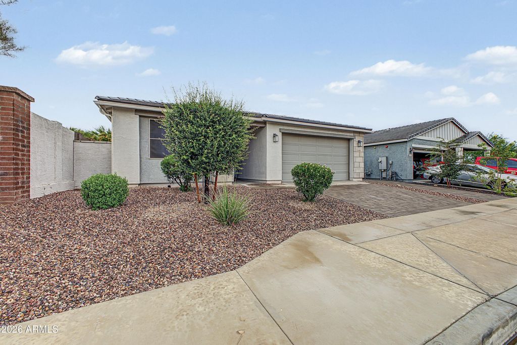 13138 W CRESTVALE Drive, Peoria, AZ 85383 — photo 2