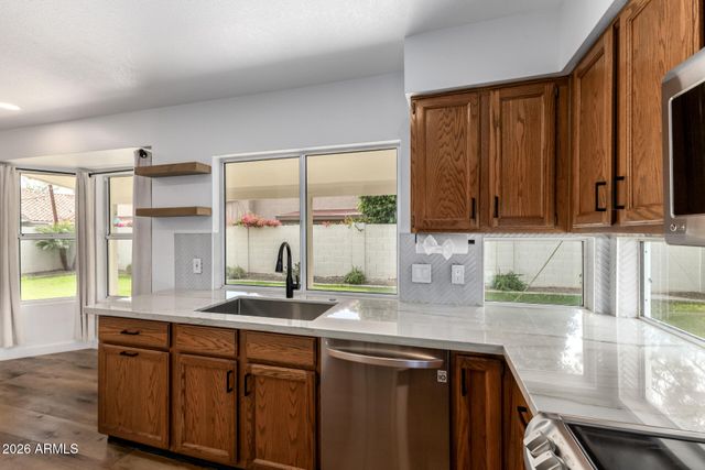 2301 E Millbrae Court, Gilbert, AZ 85234