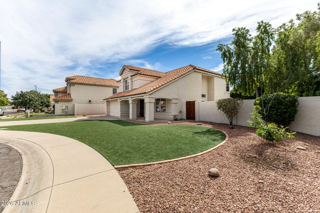 2301 E Millbrae Court, Gilbert, AZ 85234