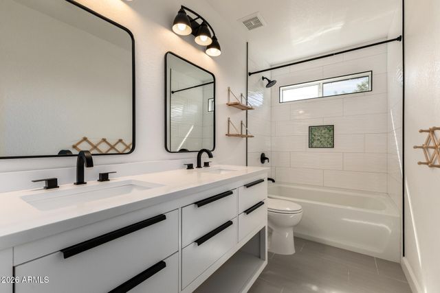 2301 E Millbrae Court, Gilbert, AZ 85234