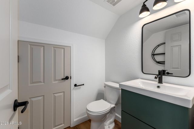 2301 E Millbrae Court, Gilbert, AZ 85234