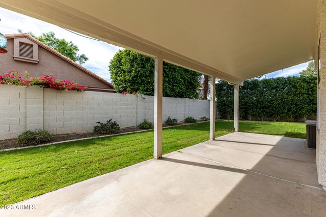 2301 E Millbrae Court, Gilbert, AZ 85234