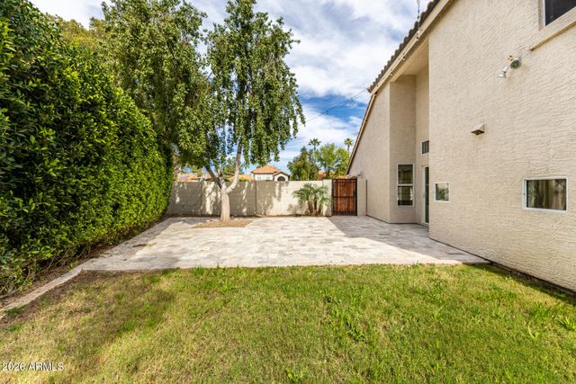 2301 E Millbrae Court, Gilbert, AZ 85234