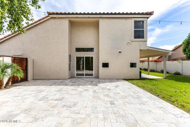 2301 E Millbrae Court, Gilbert, AZ 85234