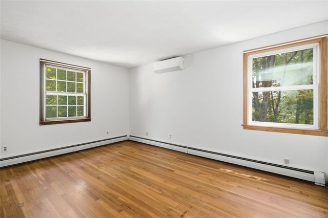 15 Williams Road, Smithfield, RI 02917