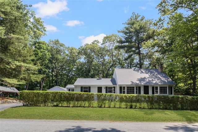 15 Williams Road, Smithfield, RI 02917