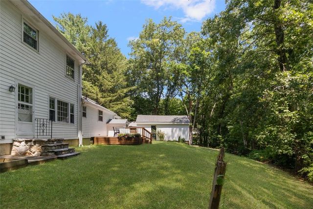 15 Williams Road, Smithfield, RI 02917