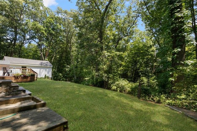 15 Williams Road, Smithfield, RI 02917