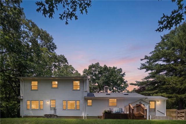 15 Williams Road, Smithfield, RI 02917