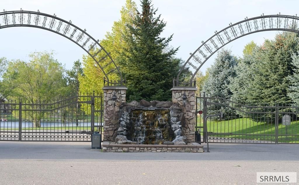 Image 2 of property listing at L1 B2 4456 E, Rigby, ID 83442