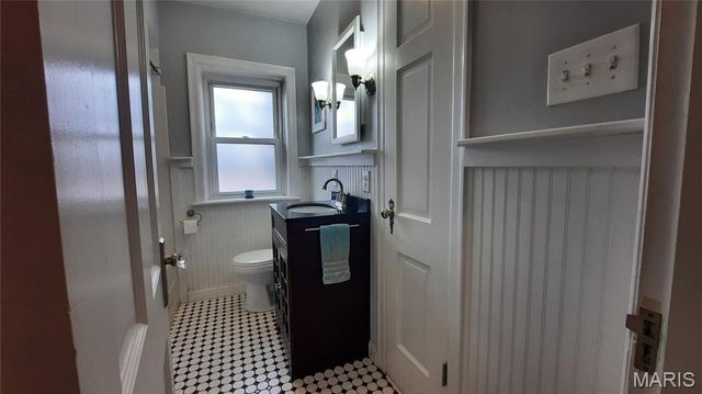 7806 Garden Avenue, Shrewsbury, MO 63119