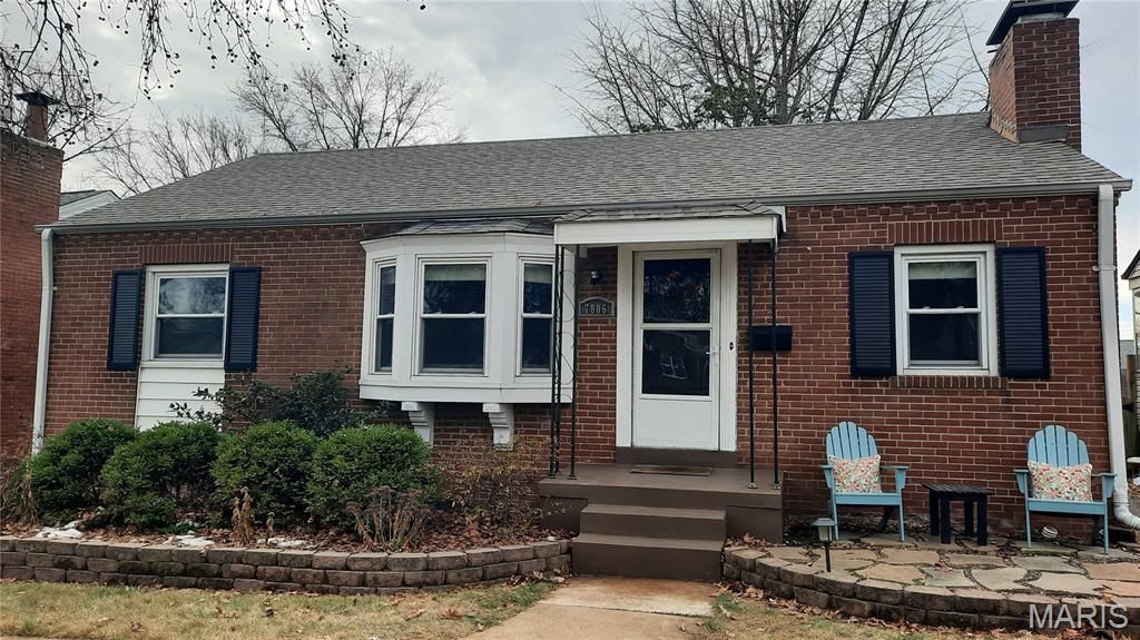 7806 Garden Avenue, Shrewsbury, MO 63119